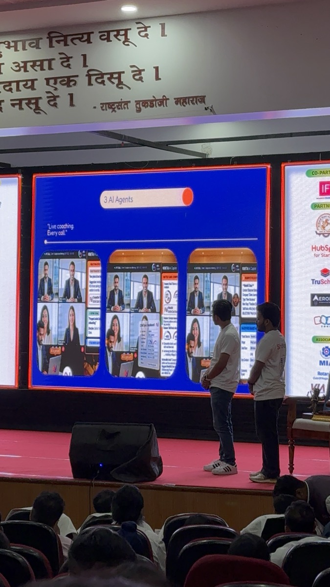 Nimitai live AI agent demo during pitch at Innopreneurs Season 12, Nagpur